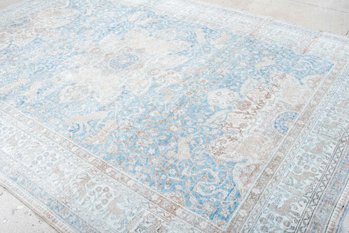 Antique Sivas Area Rug (8' x 11')